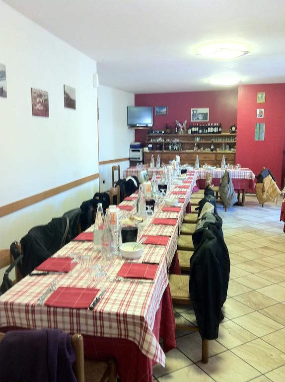 Bar Trattoria Colombina Affittacamere Bossico Eksteriør bilde